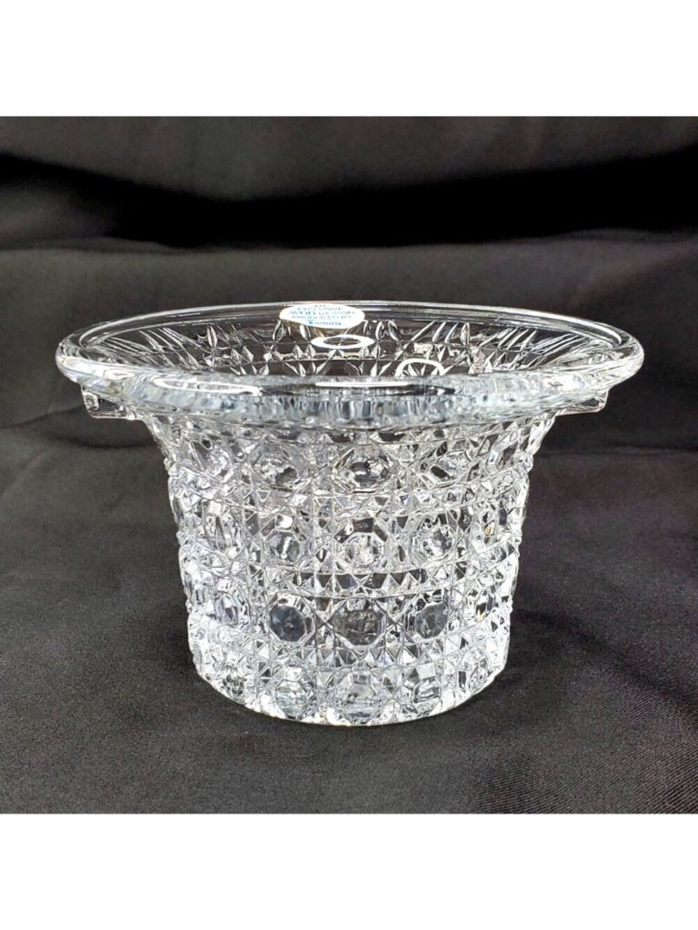 VTG GLOWS Avon Fostoria Exclusive Glass Basket 1970s GLOWS Missing handle - Picture 2 of 13